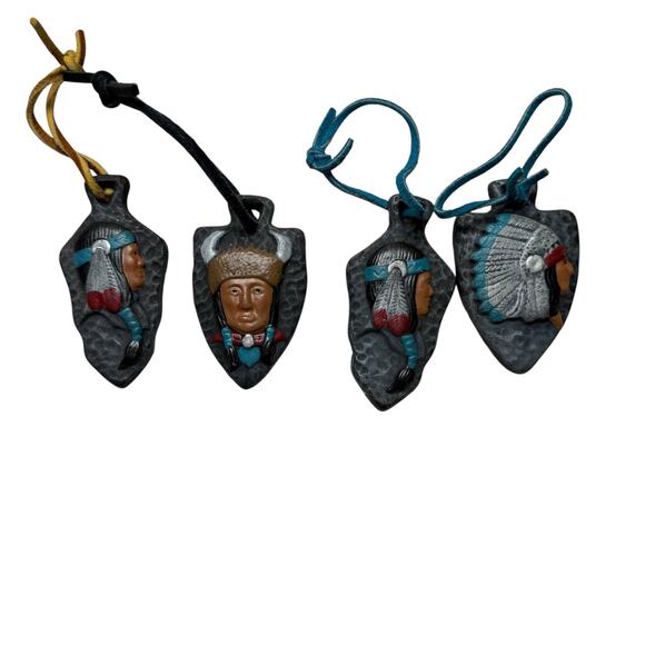 Hand Painted Native American Resin Arrowheads Set of 4 Ornaments - Picture 1 of 3